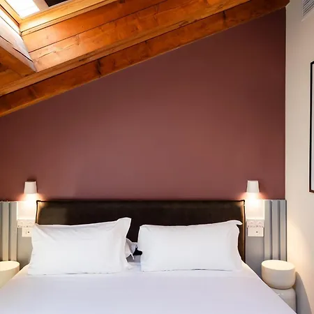 Rossovino Boutique 3*