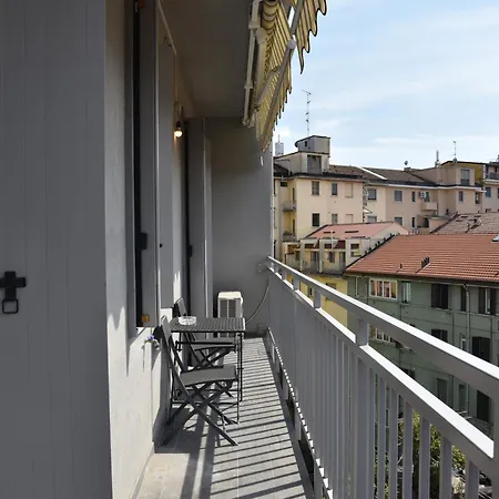 M4 Center - Design Washington - Self Check In - Wifi - Balcony - Ac - Milanoflats *