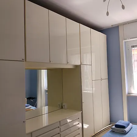 La Casa Di Chira Con Casa Silvestro Milán