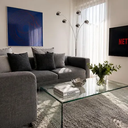 דירה Comecasa 2 Bedrooms מילאנו