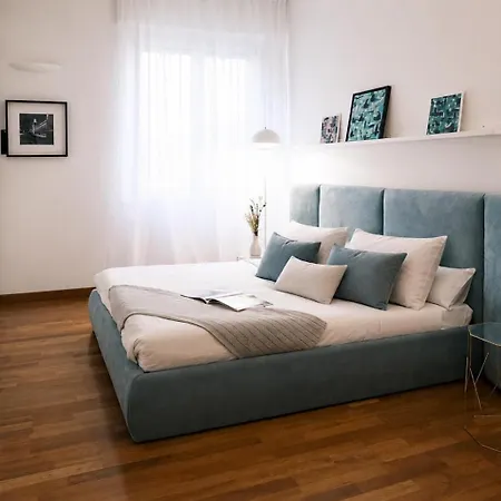 Comecasa 10 Min Walk To Duomo 2br Family Flat