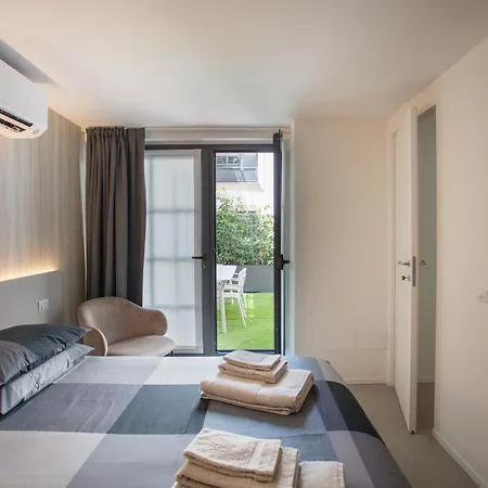 Luxury House In Pietrasanta 130 Mq *