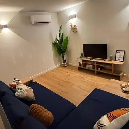 Apartment Modern Flat Metro Citylife-mico-self Check-in-ac Milan