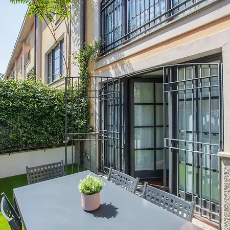 Luxury House In Pietrasanta 120 Mq 밀라노