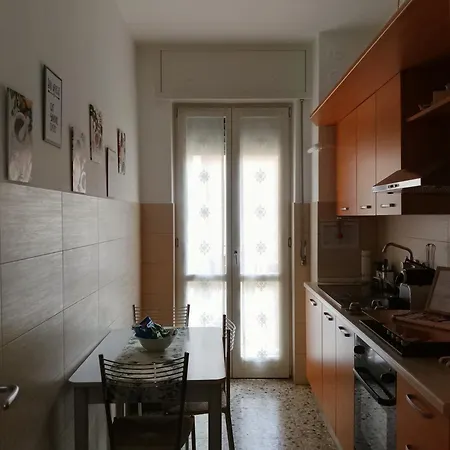 La Casa Di Chira Con Casa Silvestro Milán