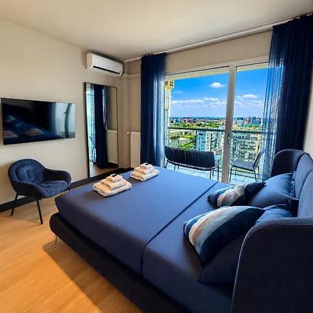 Skyline House - Free Parking & Terrace Daire Milano