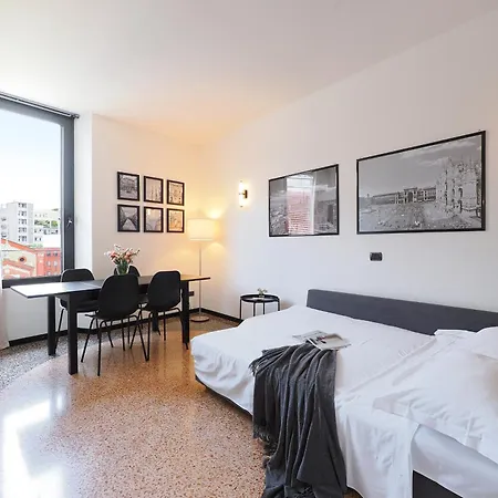 Contempora - Interior 900 - 4th Floor - Duomo - Missori *