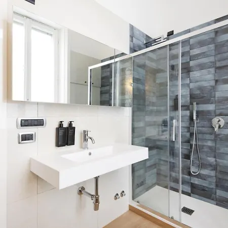 Relstay - Duomo 1br * Milan