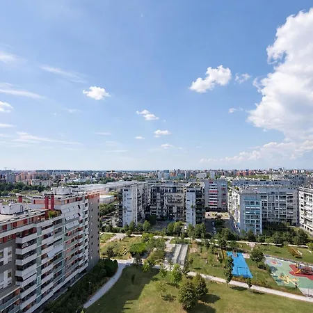 Appartement Skyline House - Free Parking & Terrace Milaan