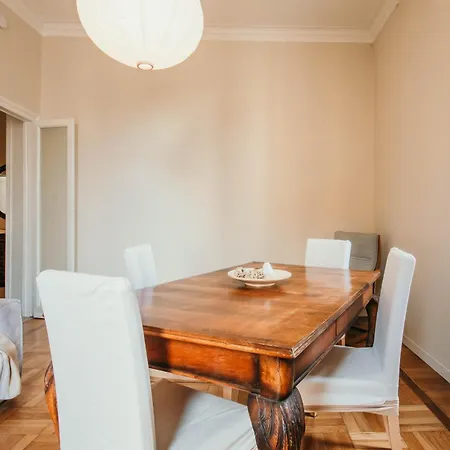 Papiniano - Lakeside L&b Daire