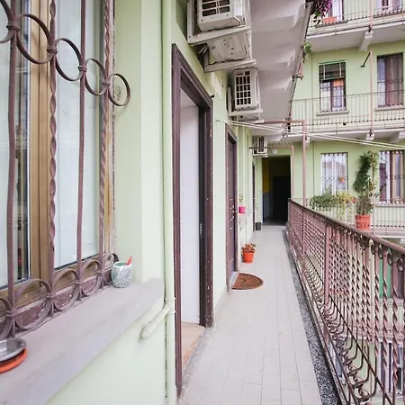 Apartmán Only 10 Min To Duomo With Free Private Parking - Easy Living