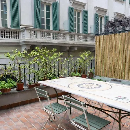 In Centro Con Terrazza Apartment *