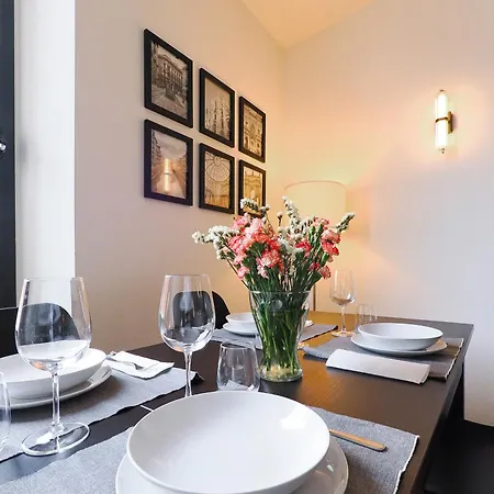 Contempora - Interior 900 - 4th Floor - Duomo - Missori *