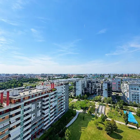 Appartement Skyline House - Free Parking & Terrace *