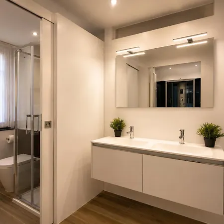 La Galleria - 160 Sqm Design Apartment, & Parking アパート