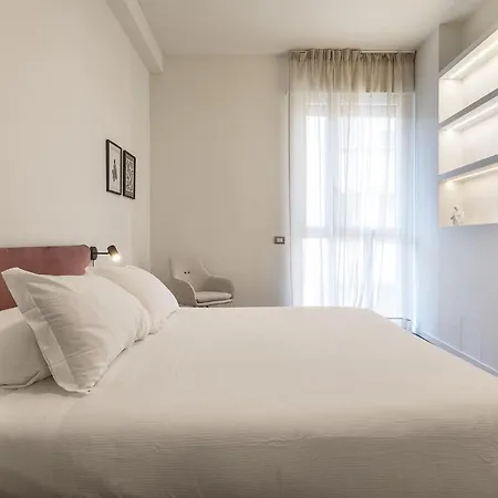 Fifty Eight Missori Three Bedrooms Daire *