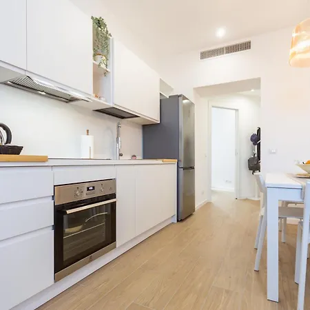 Youhosty - Sauro 5 Appartement