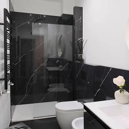Comecasa Sforza Chic -10 Min Walk From Duomo ミラノ