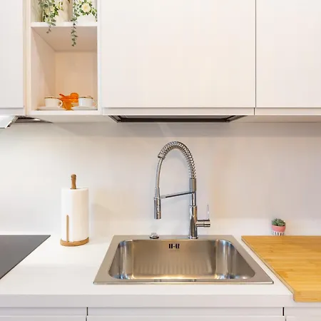 Youhosty - Sauro 5 Appartement *