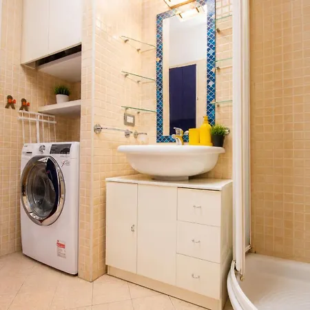 Station 5 Min - Double Bed Caiazzo 4 Guests Wifi Milan