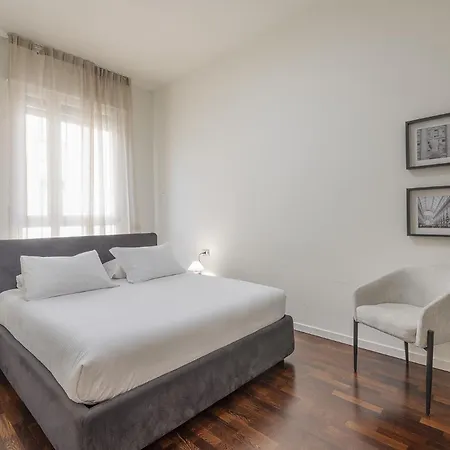 Fifty Eight Missori Three Bedrooms Daire