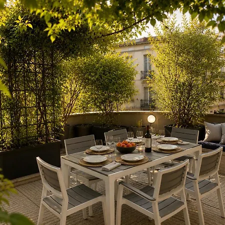 Deluxe Flat Multi-space & Private Terrace