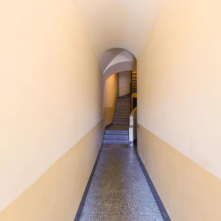 Contempora - Interior 900 3rd Floor - Duomo - Missori