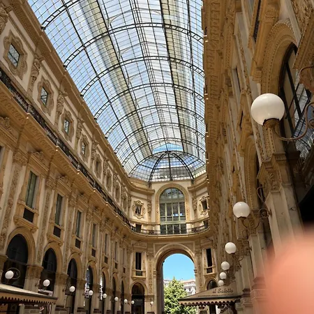 Maragda House Linate - Duomo- San Babila * 밀라노