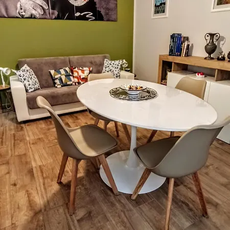 Appartamento Casa Ongi Etorri Ripamonti, Tram Center, Ieo, Prada, Villaggio Olimpico *
