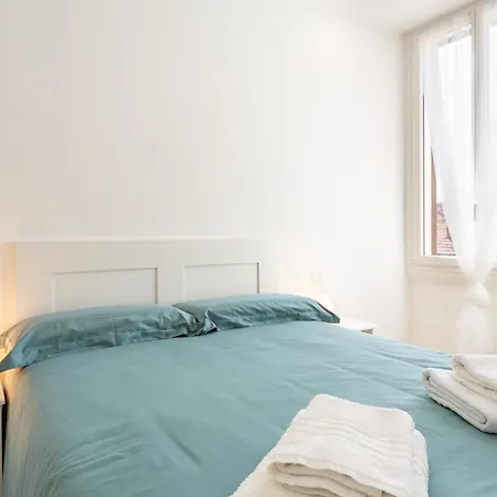 Youhosty - Sauro 5 Appartement *
