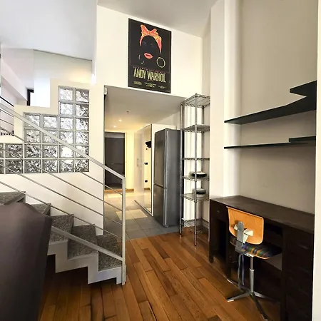 Appartement Cozy Loft In The Heart Of Isola District Milan