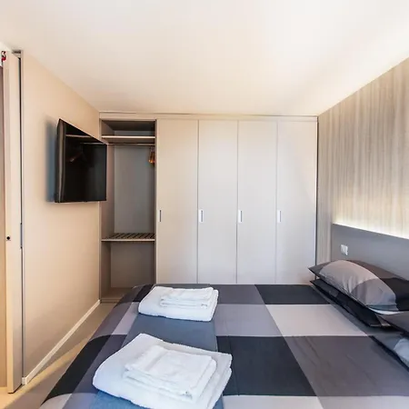 Luxury House In Pietrasanta 130 Mq *
