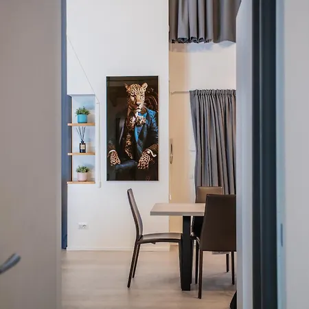 Luxury House In Pietrasanta 130 Mq *