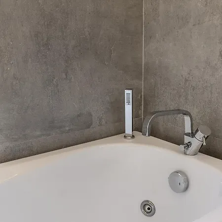 Daire Fifty Eight Missori Three Bedrooms