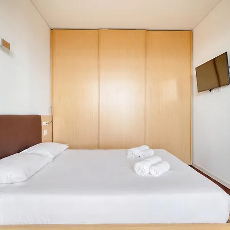 Giax Tower-Pool,Spa&Gym-Niguarda Hospital-10Min To Duomo 米兰