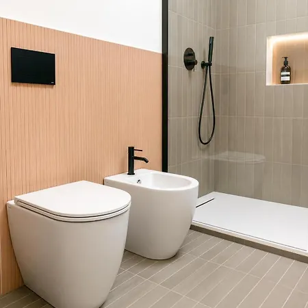 アパート Comecasa Sforza Chic -10 Min Walk From Duomo *