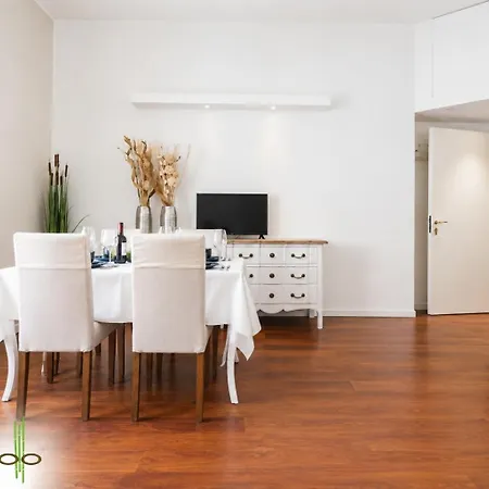 Bamboo Lecco Apartment Milan