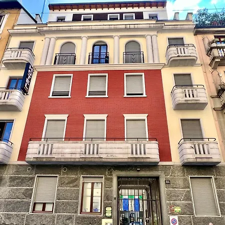 Big Cozy Goldoni-duomo M4 Linate * Milano