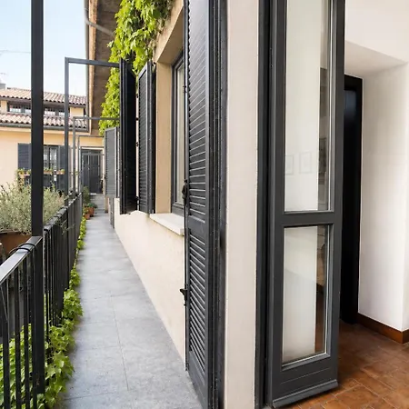 Bamboo Brera Fiorichiari شقة