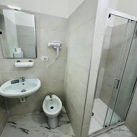 Aparthotel Dergano 2 & 4 Near Metro Stop アパートホテル ミラノ