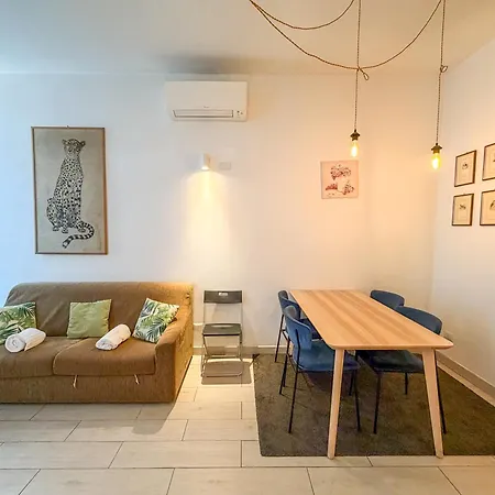 Modern Apartment-porta Venezia * Milano