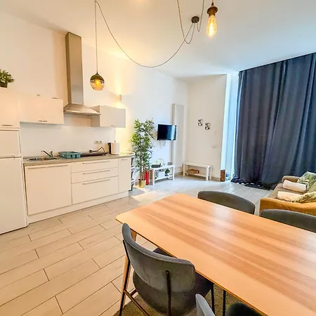 Modern Apartment-porta Venezia Appartamento
