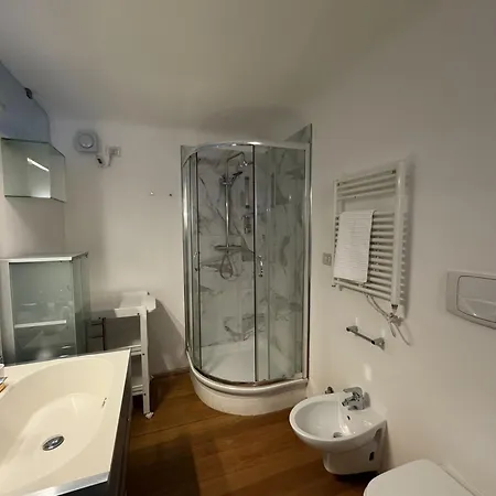 Luxury Loft In Chinatown - Sarpi District شقة