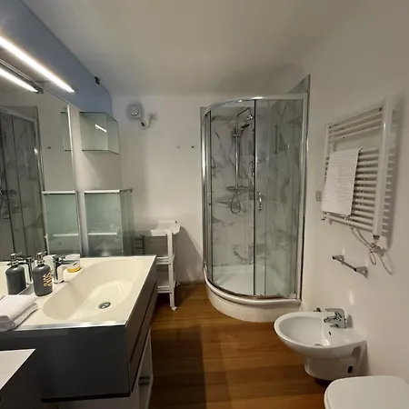 Luxury Loft In Chinatown - Sarpi District * ميلان