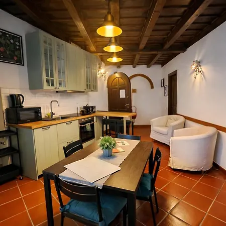 Trilocale Sofia Abbadesse M3-m5 Zara Apartman