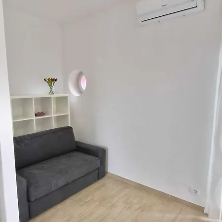 Apartamento Check-inganni, Sopra La Metropolitana Fianco Cdi