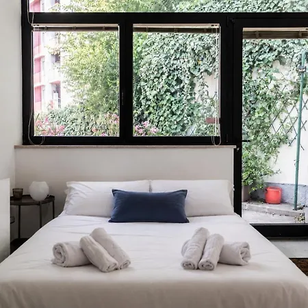 5 Min Walk To M1 Metro - Private - Citylife ミラノ