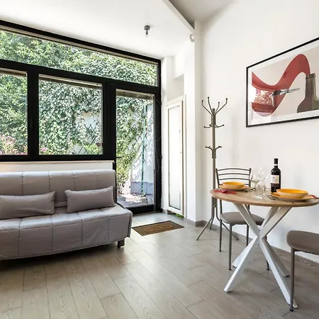 5 Min Walk To M1 Metro - Private - Citylife ミラノ