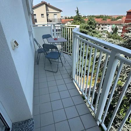 Airb&b Mery -fabrique Unipol Dome-