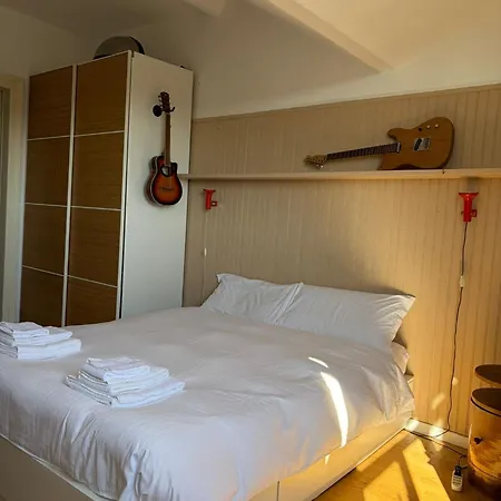 Big Bright Attic-milan Navigli דירה *